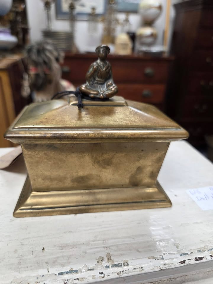 GURLEY ANTIQUES GALLERY