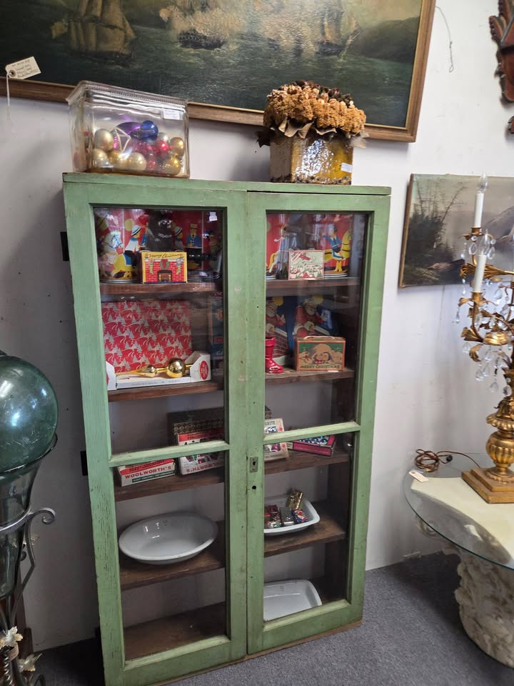 GURLEY ANTIQUES GALLERY